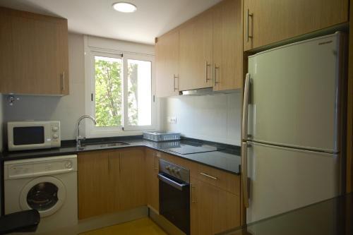 Lets Holidays Tossa De Mar Beach Apartment מראה חיצוני תמונה